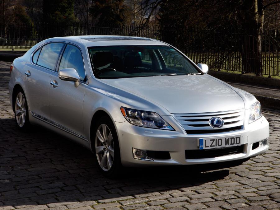  Lexus LS600h L 2009 года  (UK) (фото 3 из 11)